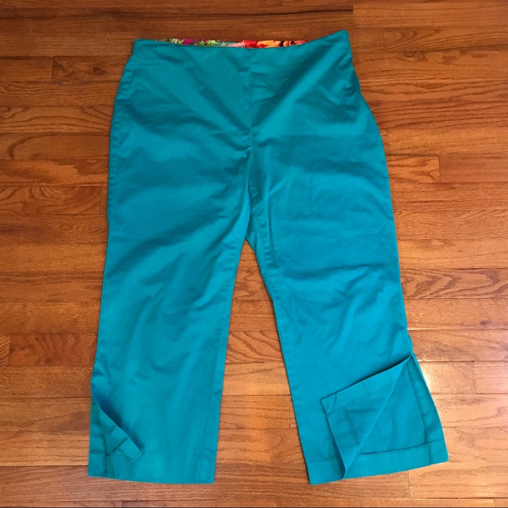 Aqua Crop Pants Size 14